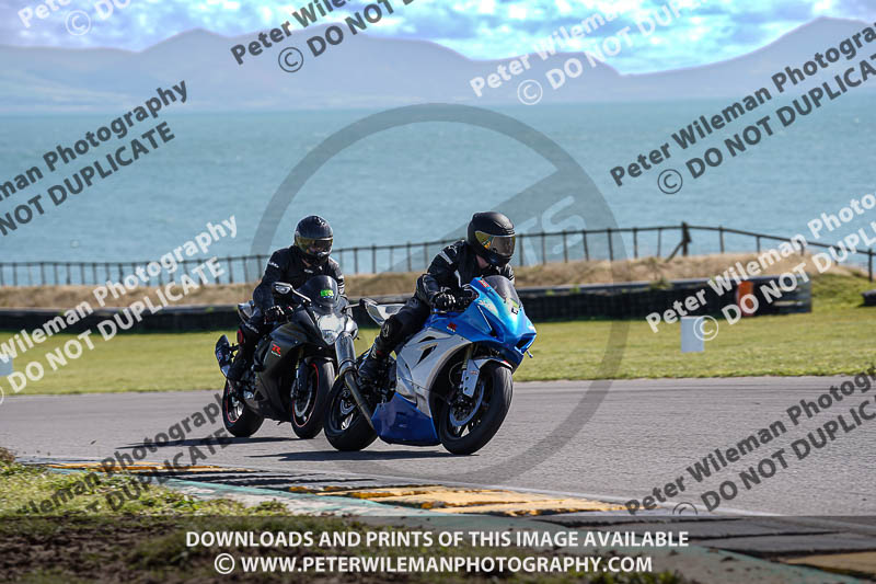 anglesey no limits trackday;anglesey photographs;anglesey trackday photographs;enduro digital images;event digital images;eventdigitalimages;no limits trackdays;peter wileman photography;racing digital images;trac mon;trackday digital images;trackday photos;ty croes